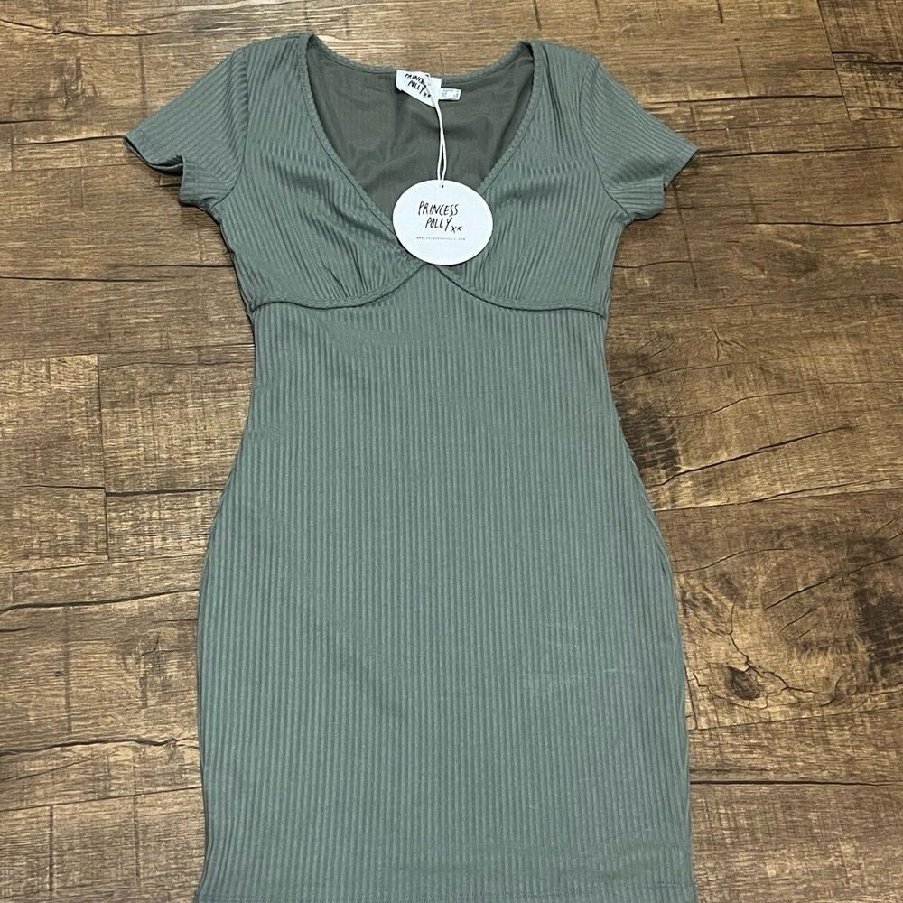 Princess Polly Indiana Sage Green Ribbed Cinched Bust Mini Dress NWT US 6 - Picture 2 of 3